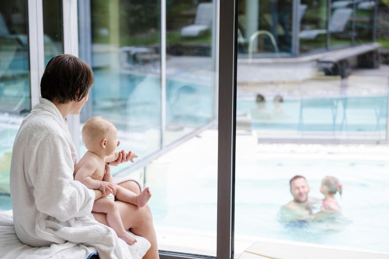 Alpholiday Dolomiti Wellness & Family Hotel ديمارو المظهر الخارجي الصورة